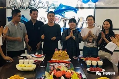 2.webp.jpg 2.webp.jpg