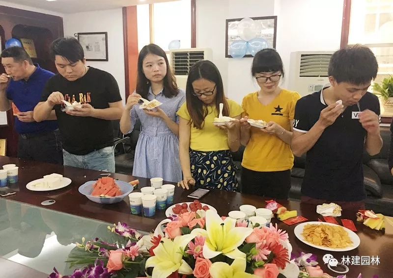 1.webp.jpg 1.webp.jpg